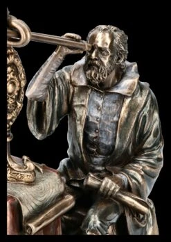 Galileo Galilei Figur Am Teleskop -Figurenmodell Geschäft 2D FS18509 Galileo Galilei Figur am Teleskop 2 1280x1280