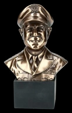 Piloten Büste - James Harold Doolittle -Figurenmodell Geschäft 2D FS21762 Pilot Bueste Jimmy Doolittle 2 1280x1280