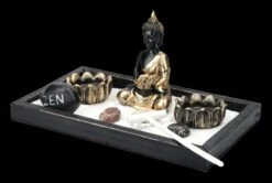 Buddha Figur Mit Zen Garten Set 14 Buddha Figur Mit Zen Garten Set -Figurenmodell Geschäft 2D FS23530 Buddha Figur mit Zen Garten Set 7 1280x1280