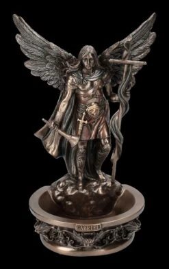 Erzengel Gabriel Mit Weihwasserbecken