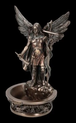 Erzengel Gabriel Mit Weihwasserbecken -Figurenmodell Geschäft 2D FS23610 Erzengel Gabirel Figur mit Weihwasserbecken 9 1280x1280