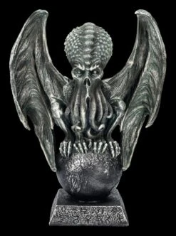 Cthulhu Figur Auf Weltkugel
