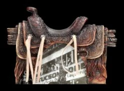 Bilderrahmen Western Mit Sattel Und Stiefel -Figurenmodell Geschäft 2D FS24379 Bilderrahmen Western mit Sattel un Stiefel 9 1280x1280