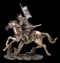 Samurai Figur - Reitender Krieger Mit Schwert -Figurenmodell Geschäft 2D FS24687 Samurai Figur REitender Krieger mit Schwert 3 1280x1280