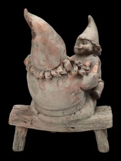 Gartenzwerg Figur - Opa Spielt Mit Enkelin -Figurenmodell Geschäft 2D FS24763 Gartenzwerg Figur Opa spielt mit Enkelin 3 1280x1280