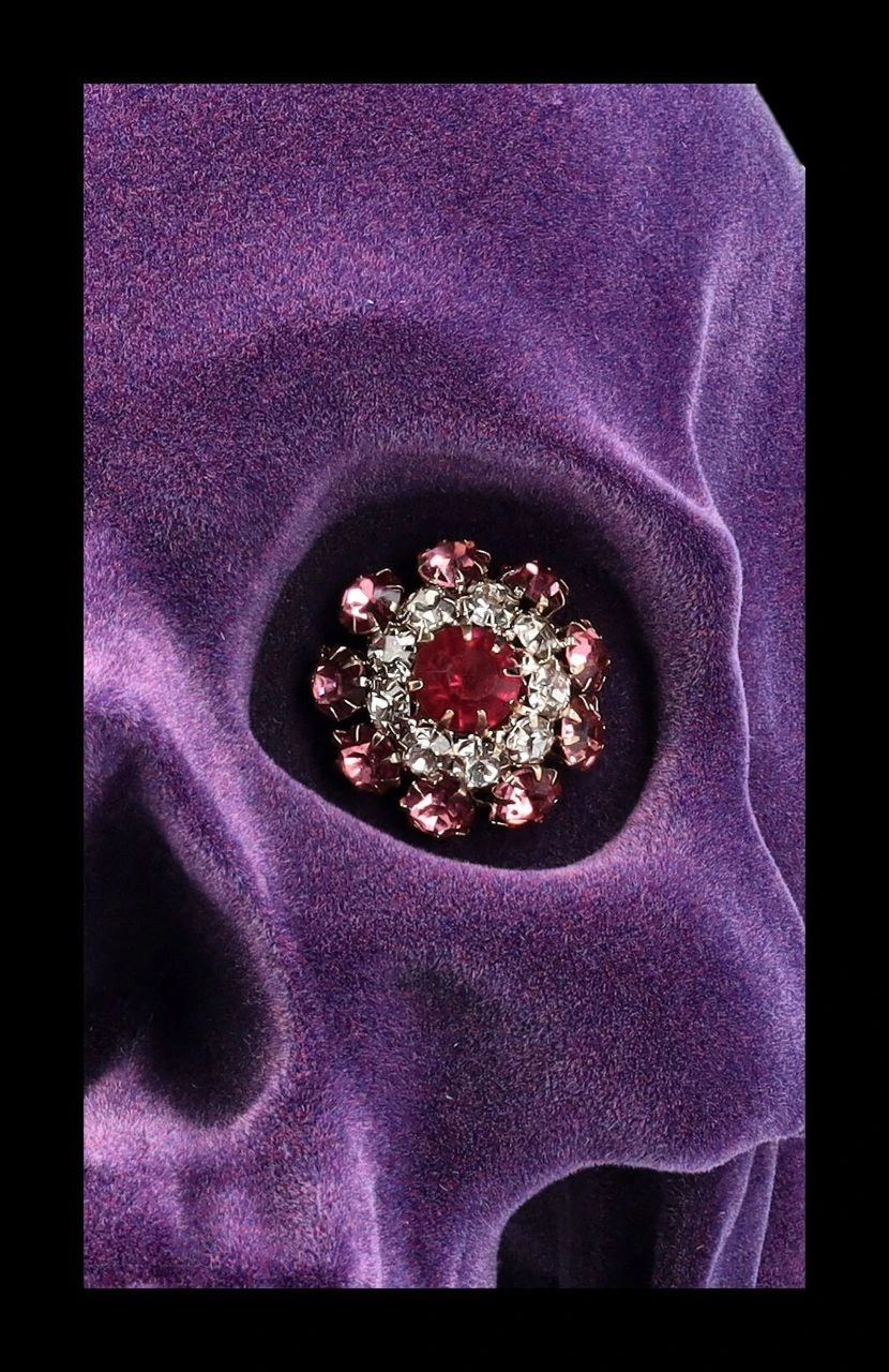 Totenkopf Lila Velours - Jewelled Gaze 9 Totenkopf Lila Velours - Jewelled Gaze – Bild 7