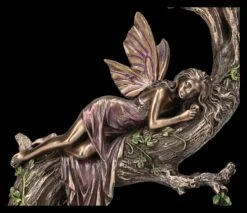 Elfen Figur Schläft Auf Baum über Teich -Figurenmodell Geschäft 2D FS25977 Elfen Figur schl ft auf Baum ber Teich 7 1280x1280