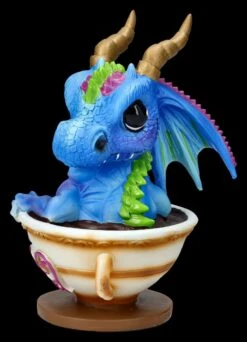 Drachenfigur In Tasse - Tee Mit Tom -Figurenmodell Geschäft 2D FS26713 Drachenfigur in Tasse Tee mit Tom 2 1280x1280