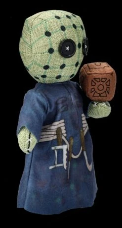 Plüschfigur Voodoopuppe - Pin -Figurenmodell Geschäft 2D FS26735 Pluschfigur Voodoopuppe Pin 6 1280x1280