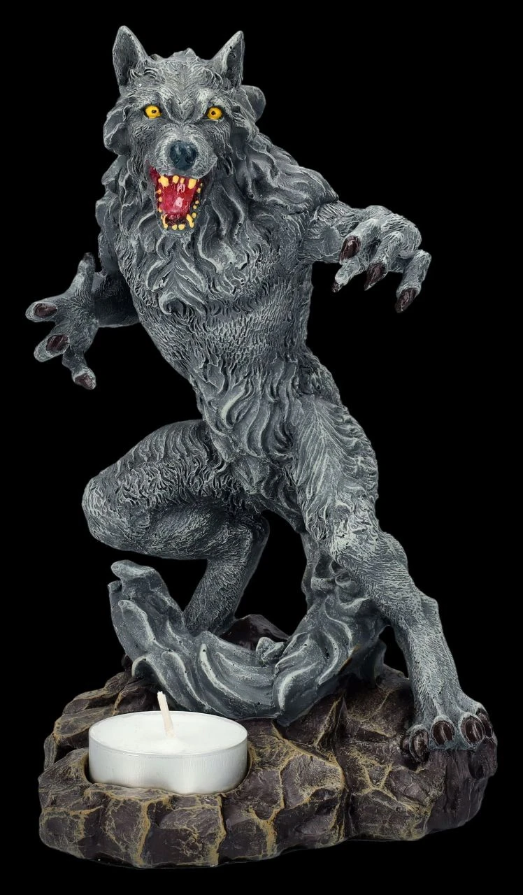 Werwolf Figur Steht Vor Teelicht 5 Werwolf Figur Steht Vor Teelicht – Bild 3