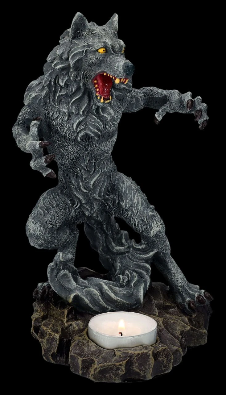 Werwolf Figur Steht Vor Teelicht 4 Werwolf Figur Steht Vor Teelicht – Bild 2