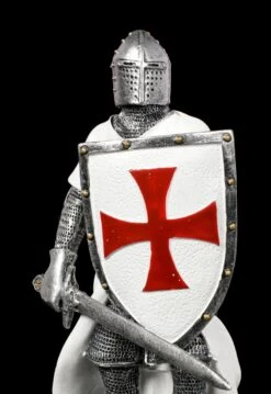 Deutsche Kreuzritter Figur Mit Schild Und Schwert -Figurenmodell Geschäft Deutscher Kreuzritter Figur Mit Schild Und Schwert 6 1280x1280