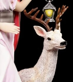 Elfen Figur Mit Hirsch - Nienna -Figurenmodell Geschäft Elfe Reh Laterne 6 1280x1280