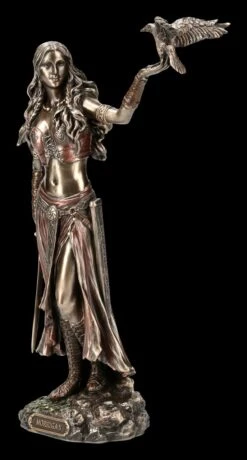 Morrigan Figur - Keltische Göttin Mit Rabe -Figurenmodell Geschäft FS15229 Morrigan Figur Keltische Goettin mit Rabe 2 1280x1280
