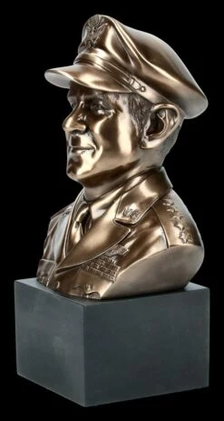 Piloten Büste - James Harold Doolittle -Figurenmodell Geschäft FS21762 Pilot Bueste Jimmy Doolittle 3 1280x1280