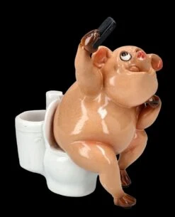 Lustige Schweine Figur - Selfie Am Klo -Figurenmodell Geschäft FS25945 Lustige Schweine Figur Selfie am Klo 9 1280x1280