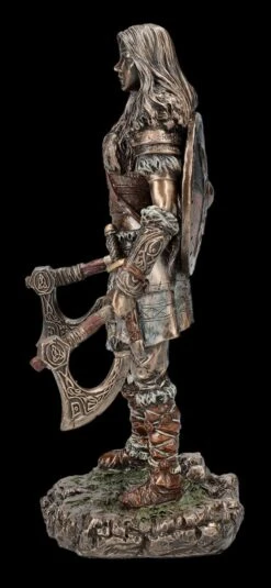 Wikingerin Figur - Brynhild Mit Zwei Äxten -Figurenmodell Geschäft FS26083 Wikinger Figur Brynhild mit zwei xten 4 1280x1280