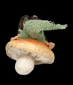 Pixie Kobold Figur - Schlafend Mit Pilz-Kissen -Figurenmodell Geschäft FS26435 Pixie Kobold Figur Schlafend mit Pilz Kissen 8 1280x1280