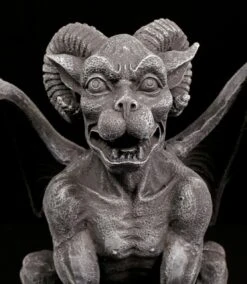 Gargoyle Mit Widderhörnern -Figurenmodell Geschäft Gargoyle Mit Widderhoernern 5ESBGUfuiO85LV 1280x1280