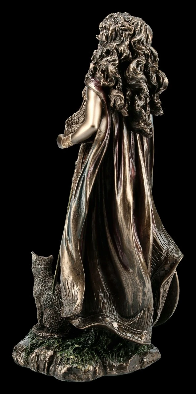 Freya Figur 7 Freya Figur – Bild 5