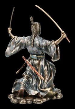 Samurai Figur - Bujutsu Mit Zwei Schwertern -Figurenmodell Geschäft KS7007 Samurai Figur Bujutsu mit zwei Schwertern 7 1280x1280