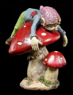 Pixie Figur - Schlafen Auf Einem Pilz Bett -Figurenmodell Geschäft Pixie Figur Pilz 1280x1280