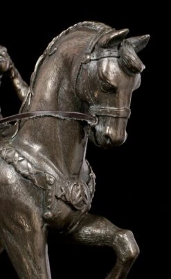 Rhiannon Figur - Keltische Göttin -Figurenmodell Geschäft Rhiannon Figur Keltische Goettin Bronziert 6 1280x1280