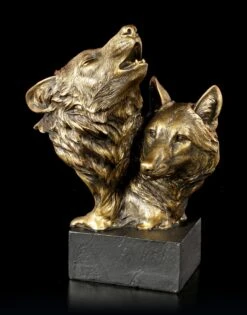 Wolfsköpfe Auf Monolith - Song Of The Wild